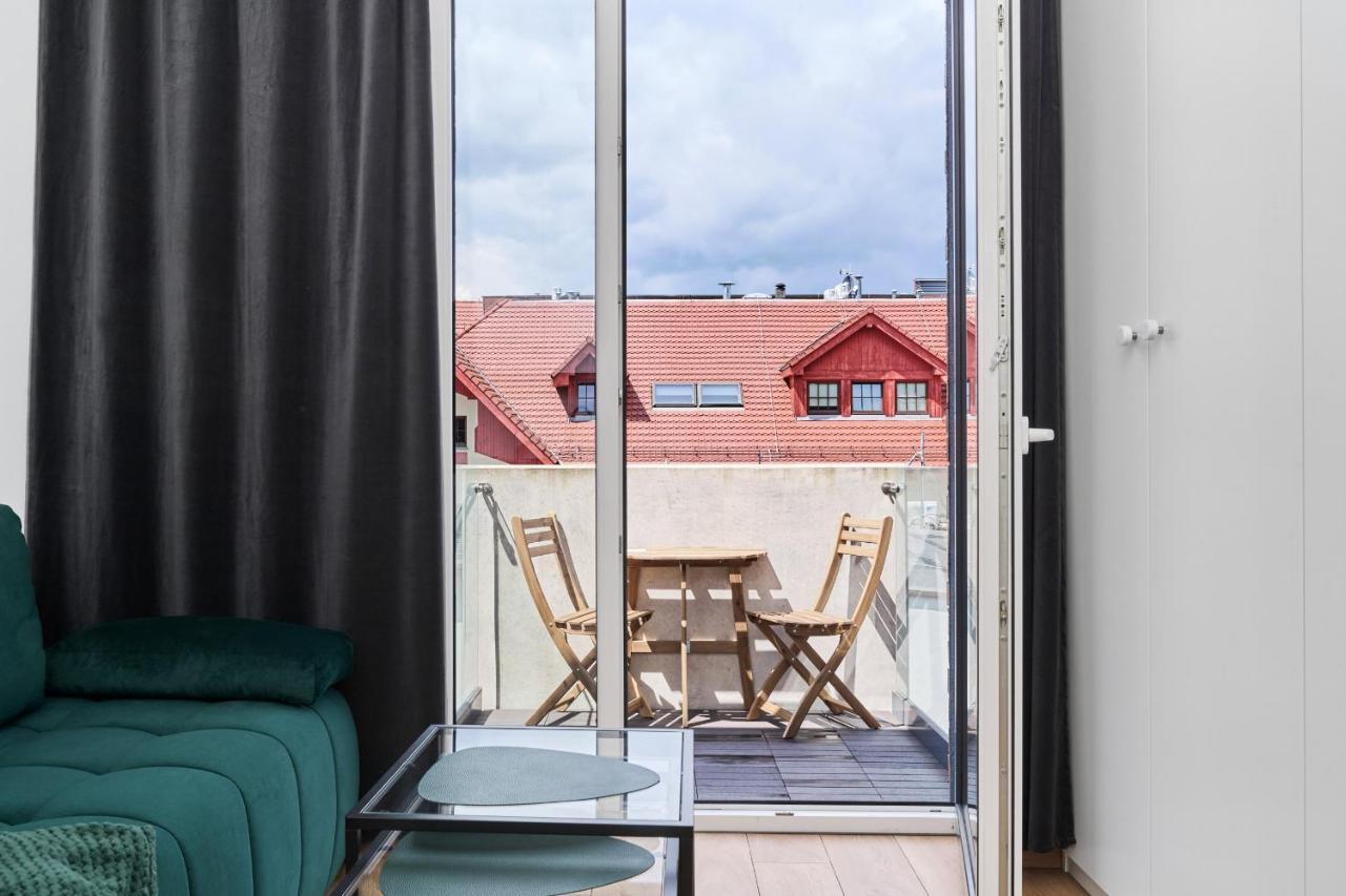 Apartment By The Oder River Wroclaw By Noclegi Renters Kültér fotó
